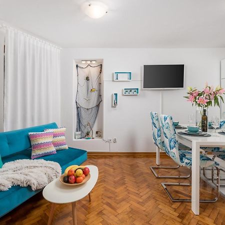 Sorgenfrei Apartment Ровинь Экстерьер фото