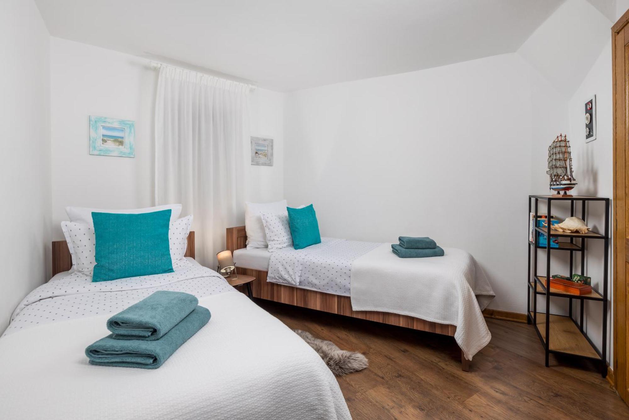Sorgenfrei Apartment Ровинь Экстерьер фото